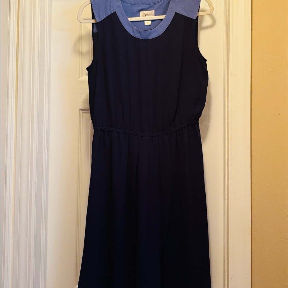 Gently used, LOFT Two-Tone Purple Dress 💜